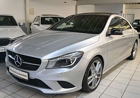Mercedes-Benz CLA 200 URBAN *NIGHT-PAKET*PANORAMA*XENON*NAVIGATION*ALU18