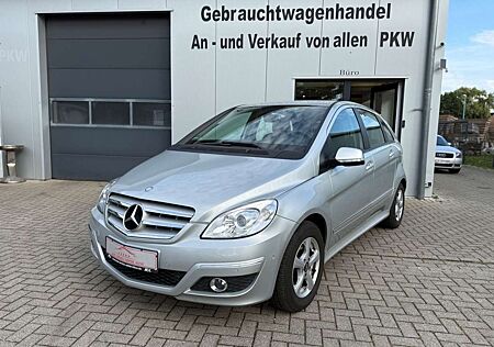 Mercedes-Benz B 160 *AUTOMATIK*SHZ*AHK*PDC*8FACH BEREIFT