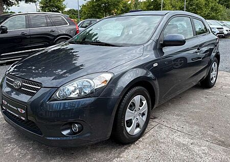 Kia Cee'd Ceed / Ceed 1,6 Sport Vision, Klima, TÜV + Service Neu