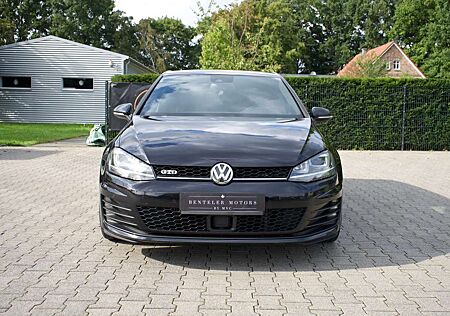 VW Golf Volkswagen 7 GTD DYNAUDIO DSG LEDER ALLES NEU