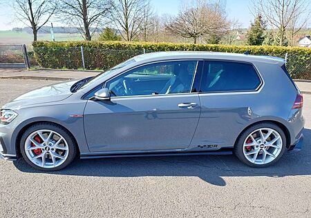 VW Golf GTI Volkswagen Golf VII 3-Türer TCR 2.0 TSI OPF DSG