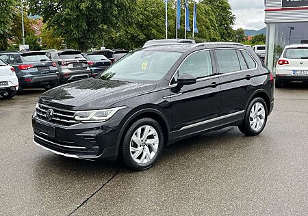 VW Tiguan Volkswagen Elegance 150PS DSG #PANO #MATRIX #18"