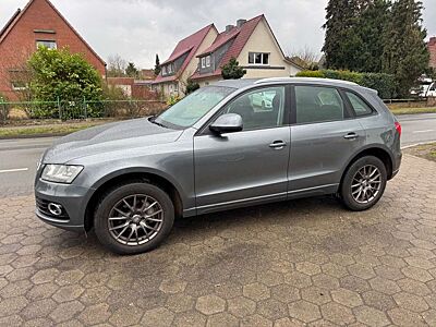 Audi Q5 2.0 TDI 130 kW quattro Automatik *8xAlu+Navi