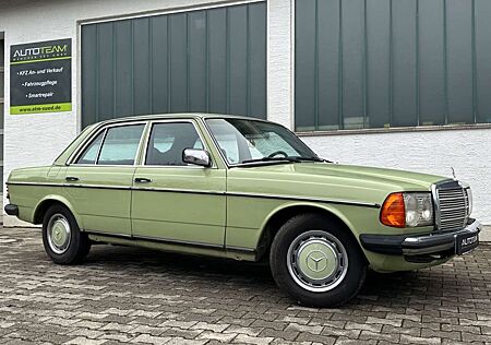 Mercedes-Benz 230 AUTOMATIK*SCHIEBEDACH*KLIMA*OLDTIMER ZULASS