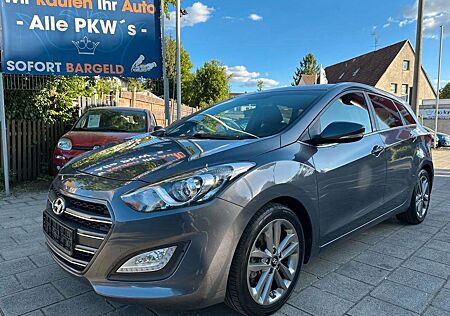 Hyundai i30 cw blue Passion 1 HAND/NAVI/SHZ/PDC/8 FACH