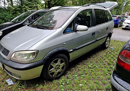 Opel Zafira 1.6