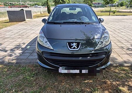 Peugeot 207 AFFAIRE 1.4 HDI 70 BLUE LION PACK CD CLIM