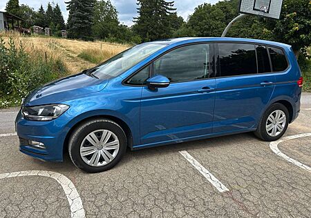VW Touran Volkswagen 1.2 TSI (BlueMotion Technology) Trendline