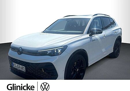VW Tiguan Volkswagen 2.0 TDI R-Line 4Motion DSG, PANO, RFK, NA