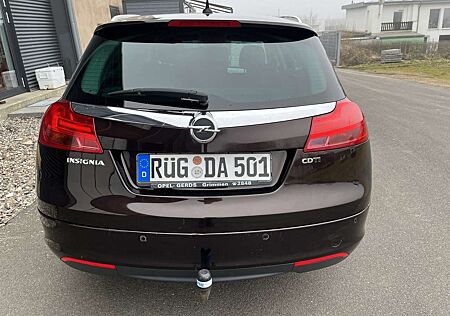 Opel Insignia 2.0 CDTI Sports Tourer Edition