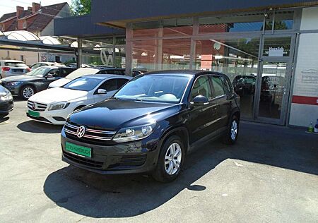 VW Tiguan Volkswagen 1.4 TSI 90kW BlueMotion Navi 1. Hand