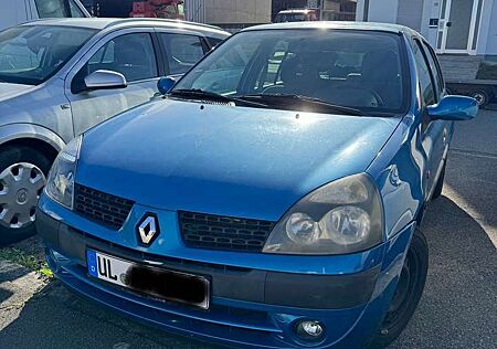 Renault Clio 1.2 16 V RT