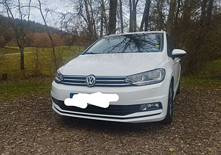 VW Touran Volkswagen 2.0 TDI SCR (BlueMotion Technology) DSG SOUND