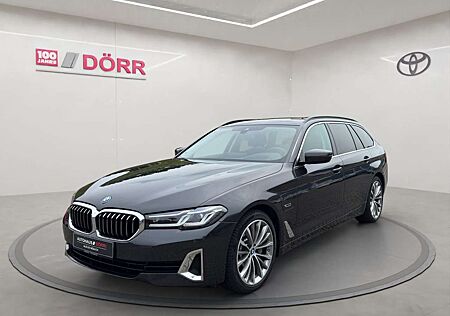 BMW 530e 530 xDrive Touring Aut. Luxury Line