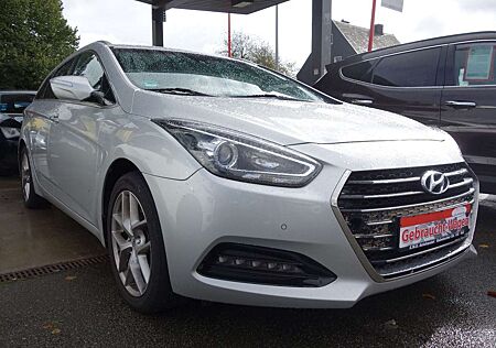 Hyundai i40 cw 1,7 CRDi blue Style Navi-LED