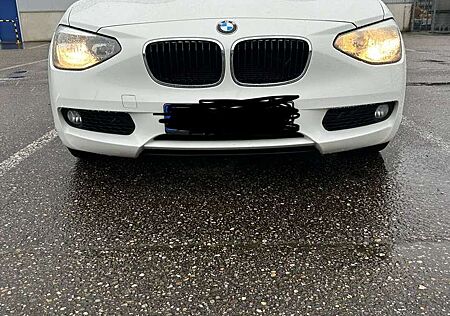 BMW 114i 114 -5Türer TüV neu/Steuerkette neu