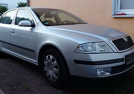 Skoda Octavia 1.6 Automatik Elegance