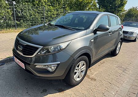 Kia Sportage Attract 2WD*1.Hand*SH-Gepflegt*Temp*AHK
