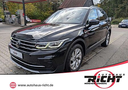 VW Tiguan Volkswagen 2.0 TDI Elegance Navi Pano Matrix SHZ PDC