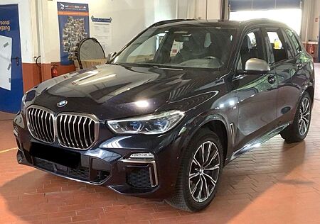 BMW X5 M50d PANO/LED/AHK/H&K/HEAD-UP/SOFT-CLOSE