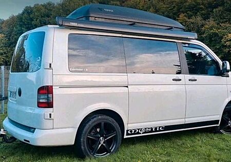 VW T5 Caravelle Volkswagen Caravelle Kurz (7.Si.) Autm. DPF