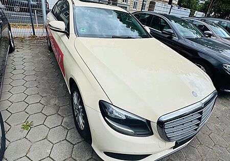 Mercedes-Benz E 200 d 9G-TRONIC