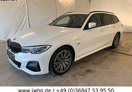 BMW 330 e M Sport Laser 18" ACC HeadUp CockpProf Kam