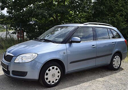 Skoda Fabia Ambiente/KLIMA/SH/TEMPOMAT/PDC/AHK/RELING/1HAND