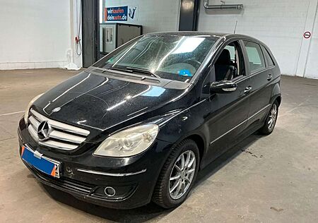 Mercedes-Benz B 180 CDI*Automatik*SHZ*PDC*Tüv Neu*Insp.Neu