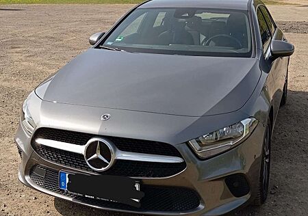 Mercedes-Benz A 180 A-Klasse Progressive