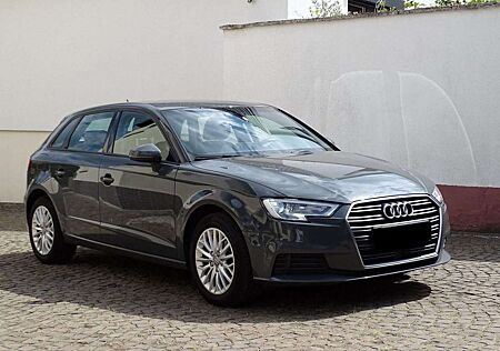 Audi A3 1.6 TDI S tronic design