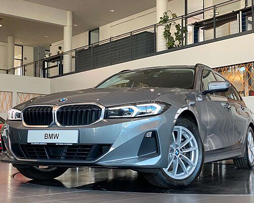 BMW 318 d Touring Curved DrivingA SportS Kam LED ACC