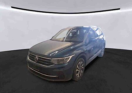 VW Tiguan Volkswagen Active 2.0 TDI AHK LED PDC ACC DAB Sitzh Navi
