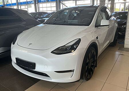 Tesla Model Y LongRangeDual*AWD*ACC*SHZ*LED*Navi*Leder