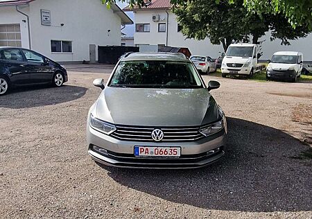 VW Passat Volkswagen Comfortline BMT/Start-Stopp/DSG
