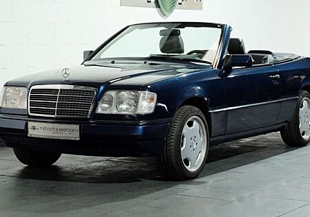 Mercedes-Benz E 220 Cabriolet mit geringer Laufleistung