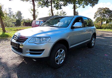 VW Touareg Volkswagen R5 TDI 2.5! AC AluF! TÜV=02/26 VB