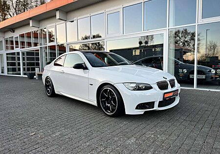 BMW 335i 335 E92 500PS*M-PAKET*LEDER*TEMP*KLIMA*XENON