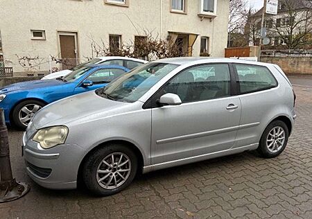 VW Polo Volkswagen 1.4 TDI DPF Tour Edition