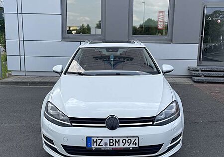 VW Golf Variant Volkswagen 2.0 TDI BlueMotion Technology DSG Highline