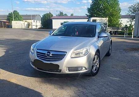 Opel Insignia 2.0 CDTI Sports Tourer Design Edition