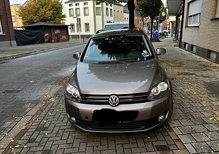 VW Golf Plus Volkswagen 1.6 TDI DPF BlueMotion Technology Comfortline