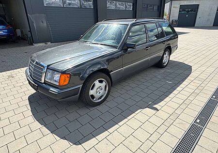 Mercedes-Benz E 300 TE 4Matic