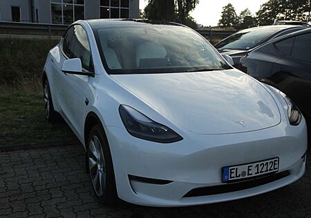 Tesla Model Y Maximale Reichweite Dualmotor-Allradantrieb