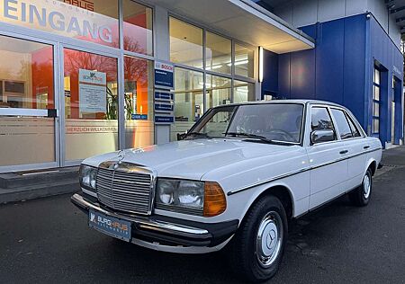 Mercedes-Benz 200 W123/H-ZULASSUNG/TÜV NEU/SERVICE/2 HALTER