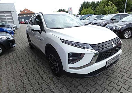 Mitsubishi Eclipse Cross Plug-in Hybrid BASIS 2.4 ,,Klima"