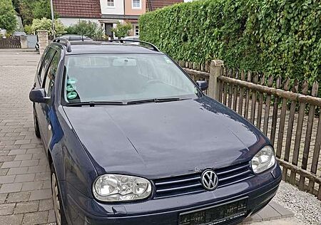 VW Golf Variant Volkswagen 1.9 TDI 4Motion Special