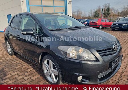 Toyota Auris Club Automatik