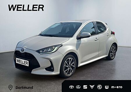 Toyota Yaris Hybrid 1.5 Team D *LED*ACC*CAM*SHZ*CarPlay*
