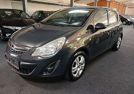 Opel Corsa D Active KLIMA LM ALLWETTER TUV NEU